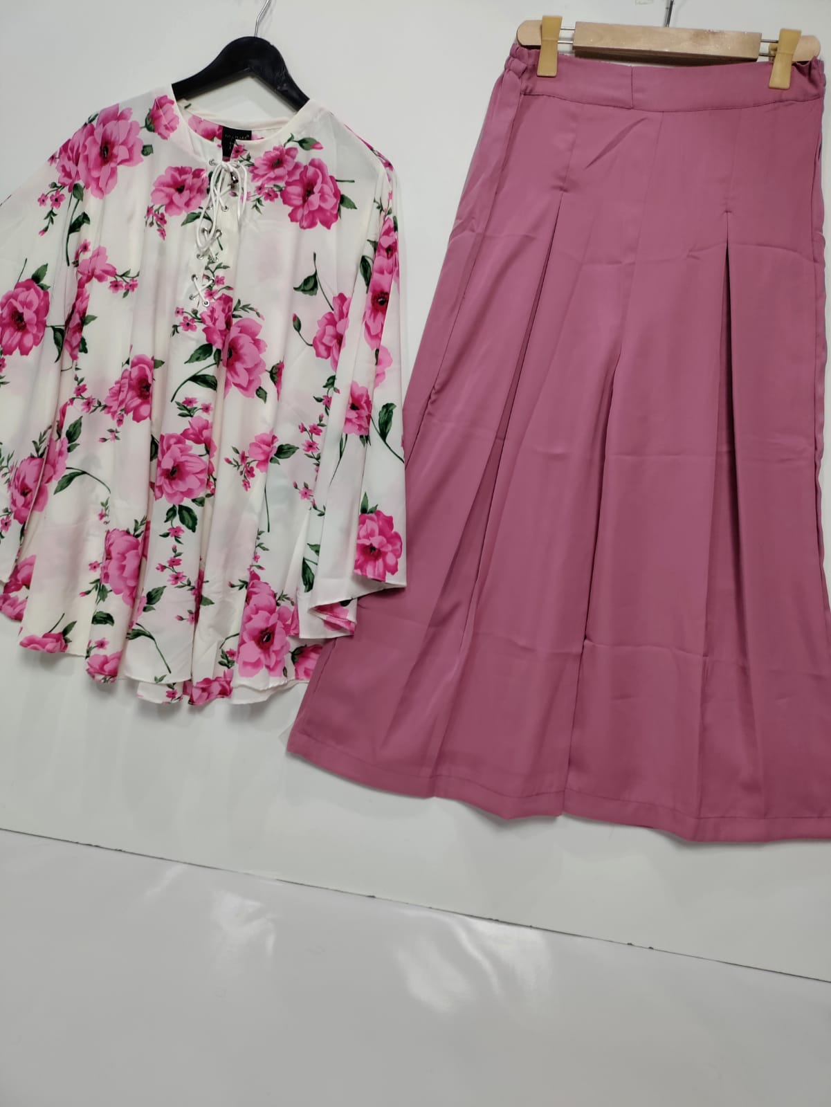New Baggy top with plazzo 🌺 Baggy sleeves 😍 - Image 2