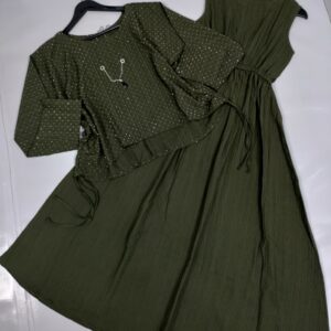 Fancy cape style maxi with separate locket 🌸